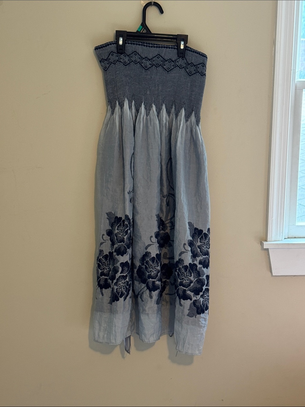 Lapis Anthropology Strapless Textured Maxi Dress in Light Blue & Navy